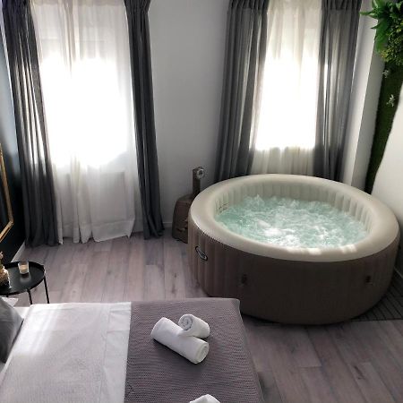 Apartment Zagreb Jacuzzi المظهر الخارجي الصورة