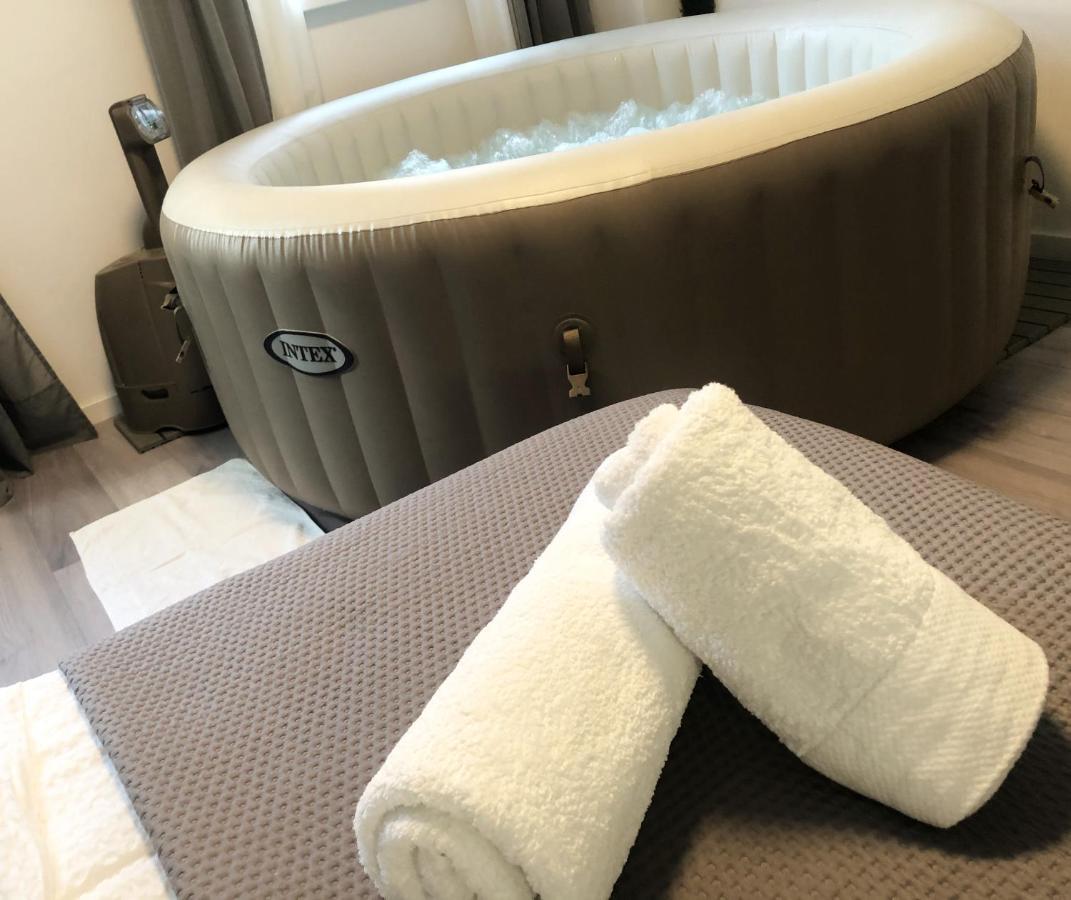 Apartment Zagreb Jacuzzi المظهر الخارجي الصورة