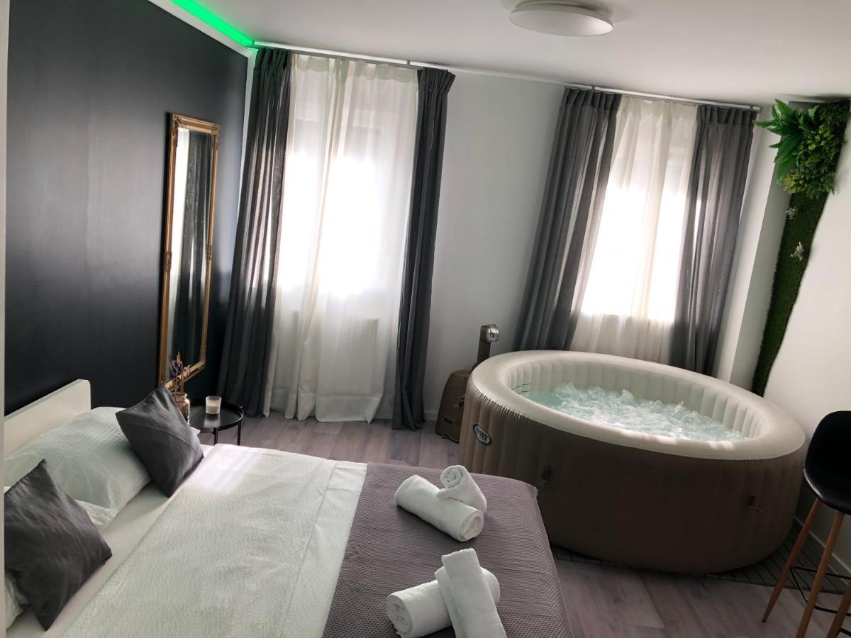 Apartment Zagreb Jacuzzi المظهر الخارجي الصورة